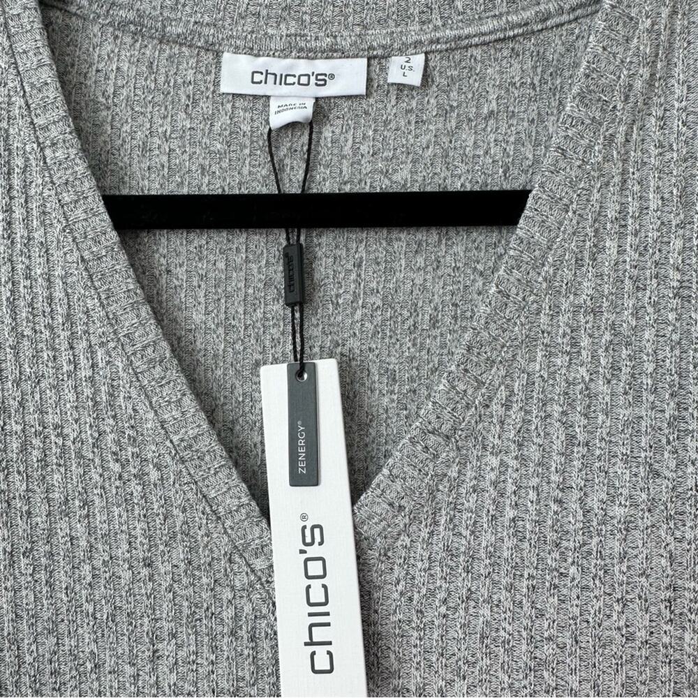 Chico's Light Gray Ribbed V-Neck Sleeveless Knit Tank - Picture 2 of 7